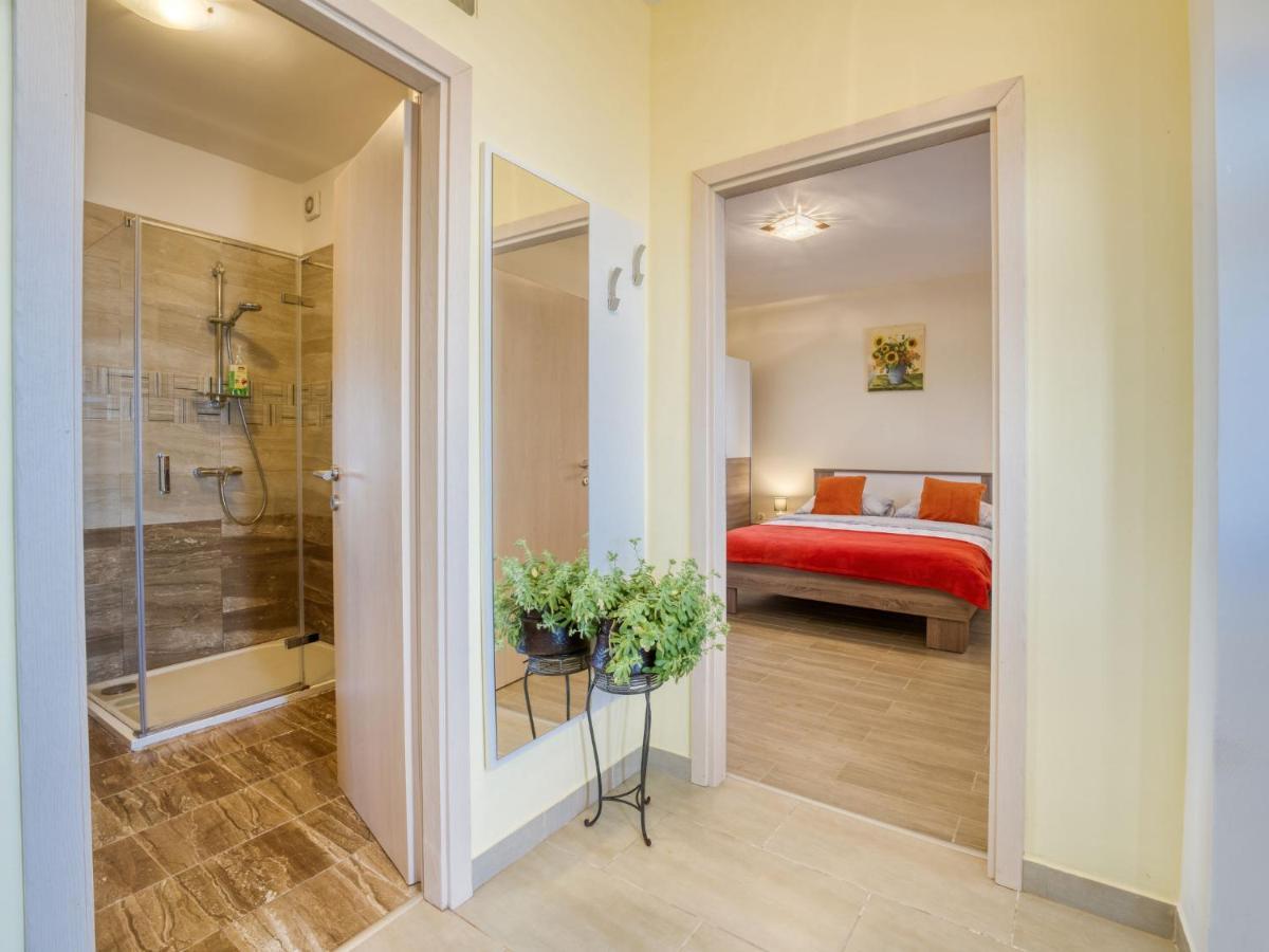 Apartment Edita By Interhome Lovran Bagian luar foto