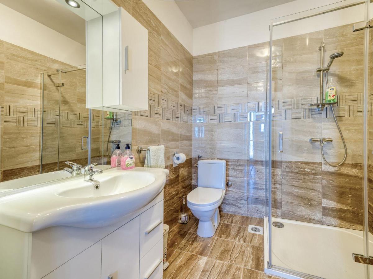 Apartment Edita By Interhome Lovran Bagian luar foto